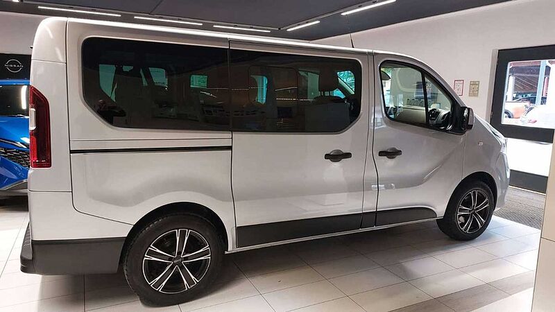 Nissan NV300 Kombi L1H1Premium 146PS